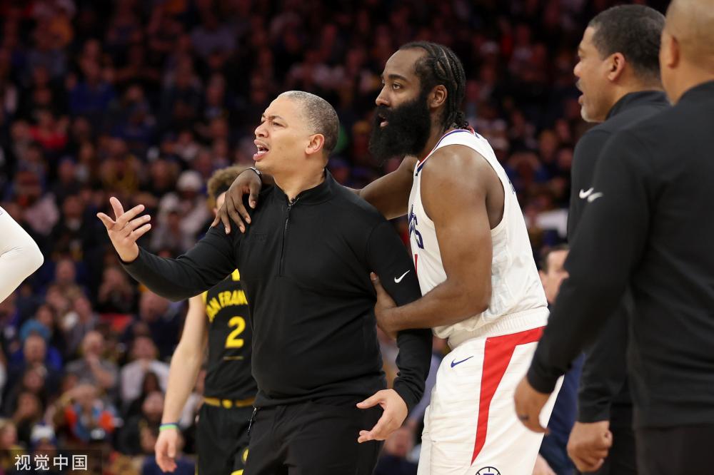随着NBA